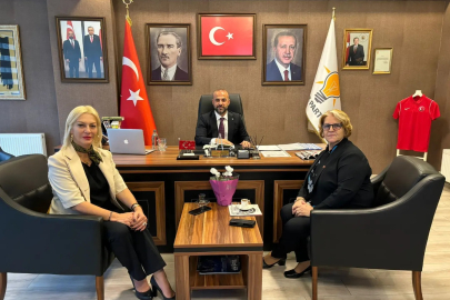 Yalova Kadın ve Çocuk Hakları Koruma Derneği’nden AK Parti Yalova İl Başkanı’na ziyaret