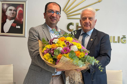 Yalova CHP İl Başkanı Erdem Doğancı Tahsin Becan’ı makamında misafir etti