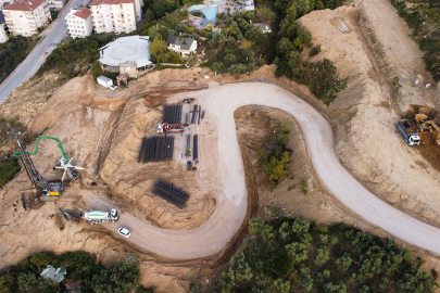 Yalova Çınarcık Poyraz caddesi’nde heyelan önleme çalışmaları başladı