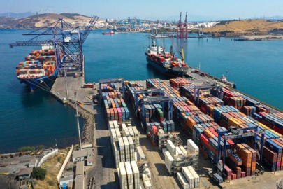 Dış ticaret hacmi eylülde yükseldi