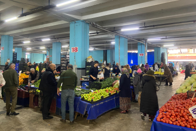 Yalova Kapalı Pazar Yeri'nde bu hafta neler var? Bu Hafta Pazarda fiyatlar ne kadar? Yalova'da pazar fiyatlarında artış var mı?