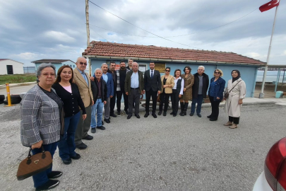 Yalova CHP Çiftlikköy İlçe Teşkilatı Taşköprü Yeni Mahalle Muhtarını ziyaret etti