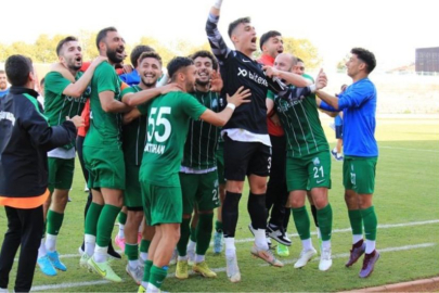 Bölgesel Amatör Lig 3.Grup'ta Yeşilova 2.sırada yer alıyor