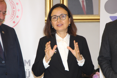 Yalova Valisi Dr. Hülya Kaya “Öğretmenler toplumun mihenk taşıdır”