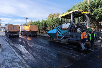 Yalova Kadıköy’de Asfalt Yol Yapım Çalışmaları Hızla Devam Ediyor