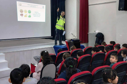 Yalova Altınova'da öğrencilere trafik eğitimi verildi