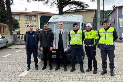 Yalova Armutlu’da Trafik Zabıtadan minibüslere ve okul servislerine denetim