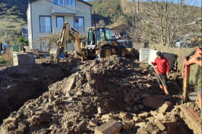 Yalova’da meydana gelen sel ve su baskınları ardından ekipler gece gündüz çalıştı