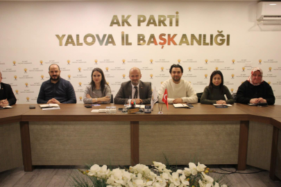 AK Parti Yalova İl Başkanlığı Merkez İlçe Toplantısını Gerçekleştirdi