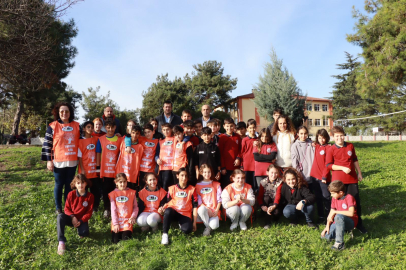 Yalova Subaşı Belediyesi’nden okullara Meyve Ağacı Projesi