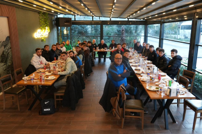 Yalovaspor’a Galibiyet Sonrası Yemek Ziyafeti