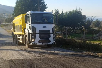 Yalova'da köy yollarında bakım ve onarım sürüyor