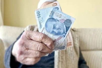 Emeklilere yapılacak zamda son dokunuş Cumhurbaşkanı Erdoğan’dan!