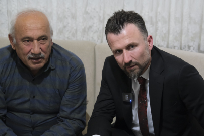 AK Parti Çiftlikköy Belediye Başkan Adayı Recep Hacı, hem evlere hem gönüllere giriyor