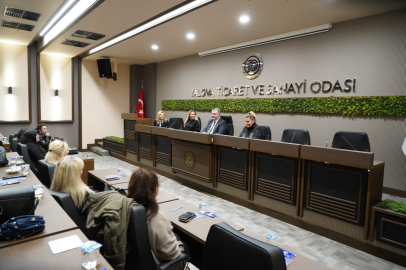 CHP Yalova Belediye Başkan Adayı Gürel; “Şehit Ömer Faydalı Bulvarı’ndaki sıkışıklığı gidermek için çift yönlü park yasağını derhal başlatacağız”