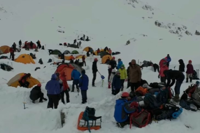 Yalovalı Dağcılar zorlu rotalarda tırmandı