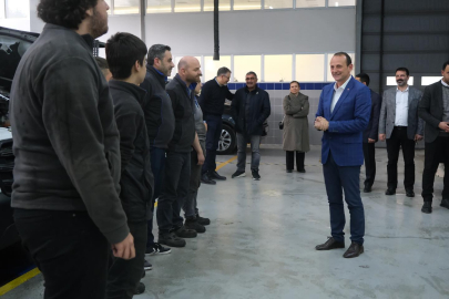 CHP Çiftlikköy Başkan Adayı Yele Erdeğer'i ziyaret etti