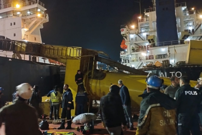 Altınova'da tersanede vinç devrildi