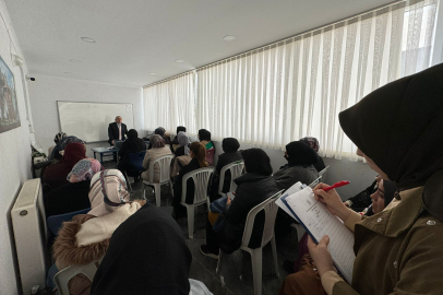 Yalova'da ‘İslam’da Ailenin Önemi’ semineri büyük ilgi gördü