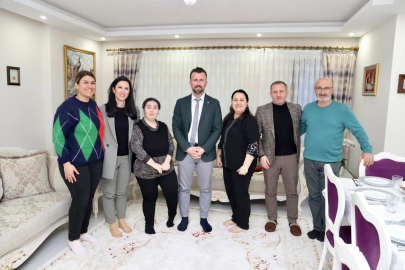 AK Parti Çiftlikköy Başkan Adayı Dr. Recep Hacı’dan özel çocuklara özel ilgi