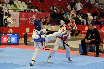 Yalovalı minik tekvandocular Aydın’da tatamiye çıktı