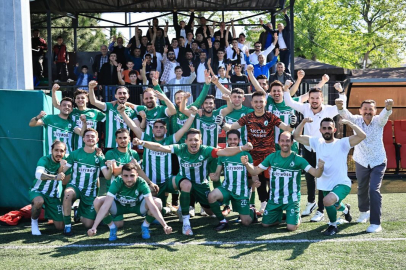 Çotanakspor şampiyonluğunu kutladı