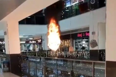 Yalova'da bir AVM'de avize yandı! AVM'de korku dolu anlar yaşandı