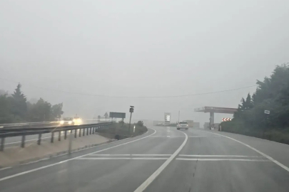 Yalova Süpürgelik'te sis sürücülere zor anlar yaşattı
