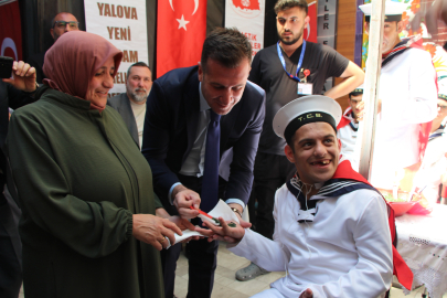 Yalova’da engelli bireyler askere kınalarla uğurlandı