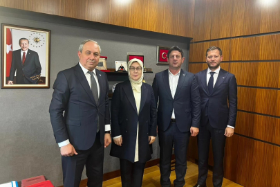 YTSO, Yalova Vekillerini Gazi Meclisi’nde ziyaret etti