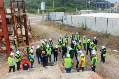Yalova’da 100 öğretmene arama kurtarma eğitimi verildi