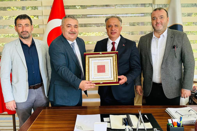 Oda başkanlarından Termal Belediye Başkanı Acar’a hayırlı olsun ziyareti