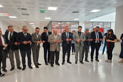 Öğrencilerin rengârenk tabloları, hastalara moral verecek