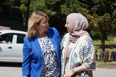 Başkan Yasemin Fazlaca, sınav öncesi öğrenciler ve aileleriyle bir araya geldi