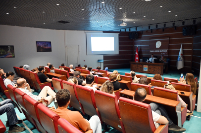 Yalova Belediyesinde ambar stok takibi için bilgilendirme toplantısı yapıldı