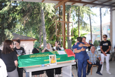 Nuran Mutlu dualarla son yolculuğuna uğurlandı