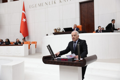 Tahsin Becan, “İşgalden zafere, zaferden cumhuriyete 103 yıllık meşale”