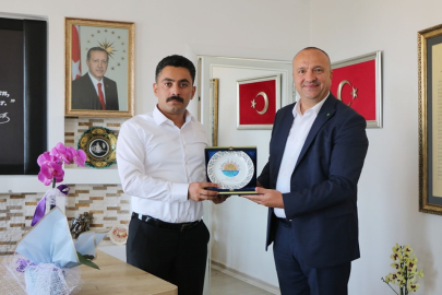 Kurt’tan Atak’a hayırlı olsun ziyareti