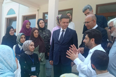 Halil İbrahim Akmeşe, Zehra Ekşinozlugil İmam Hatip Lisesi’nde belge törenine katıldı