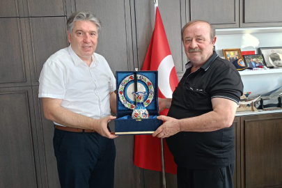 Rektör Bahçekapılı, Başkan Temel’i ziyaret etti