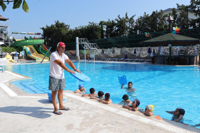 Çiftlikköy’de 700 öğrenciye yaz kurslarında eğitim verildi