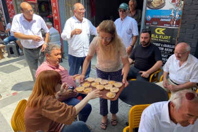 Demokrat Parti Yalova’dan aşure ikramı