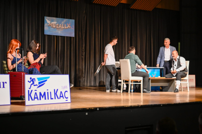 UEDAŞ Tiyatro Topluluğu ‘’Otogargara’’ oyunu ile sahne aldı