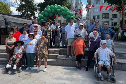 Engelliler için kermes düzenlendi