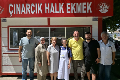 CHP Çınarcık Örgütü Halk Ekmek satış noktasını ziyaret etti