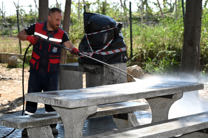 Doğu sahil bandında basınçlı su ile temizlik