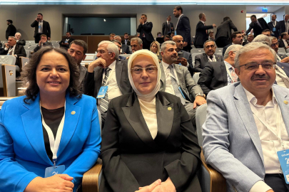 AK Partili vekillerden Yasemin Fazlaca’ya tebrik