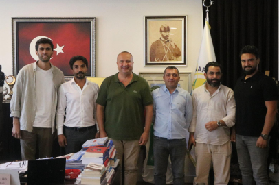 Hınıslılar Başkan Kurt ile bir araya geldi