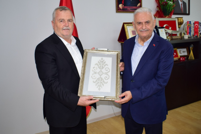 Eski Başbakan Binali Yıldırım’dan Armutlu’da önemli temaslar