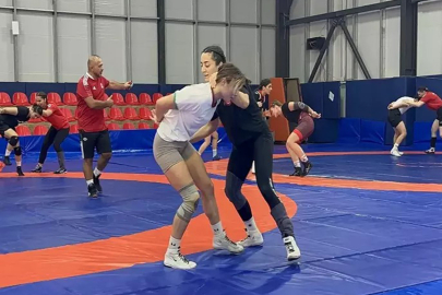 Kadın Güreş Milli Takımı Dünya Şampiyonası’na Yalova'da hazırlanıyor